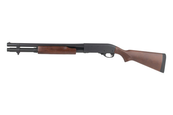 Remington 870 Tactical 12 Gauge Shotgun features a six round capacity and smooth pump action